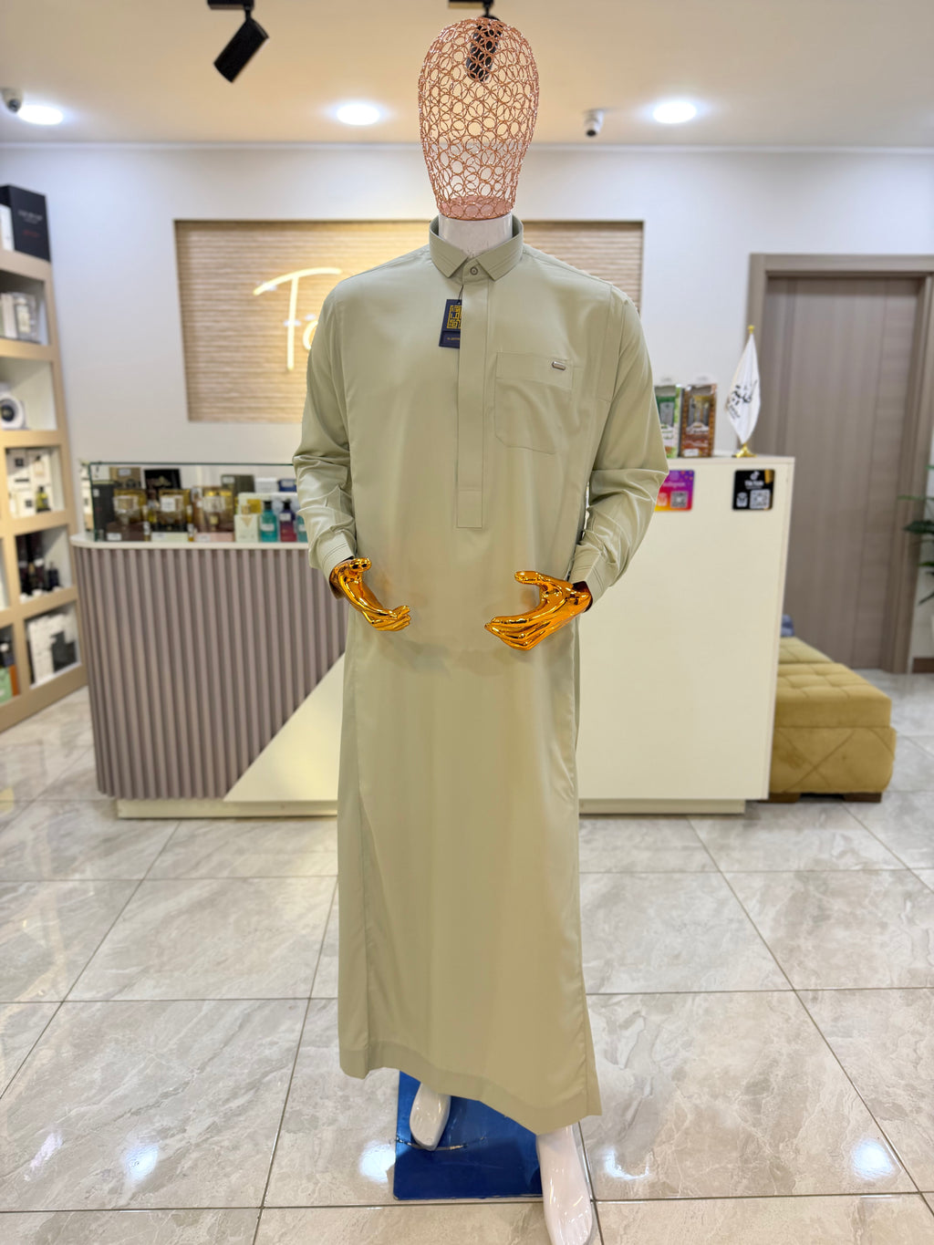 QAMISS QATARI MODEL206 القميص القطري